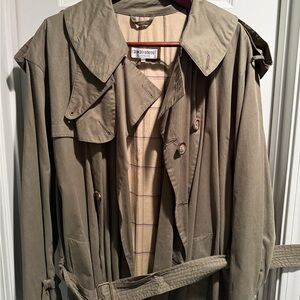 Vintage Giorgio Armani Le Collezioni Size 38 Trench Coat Olive Green